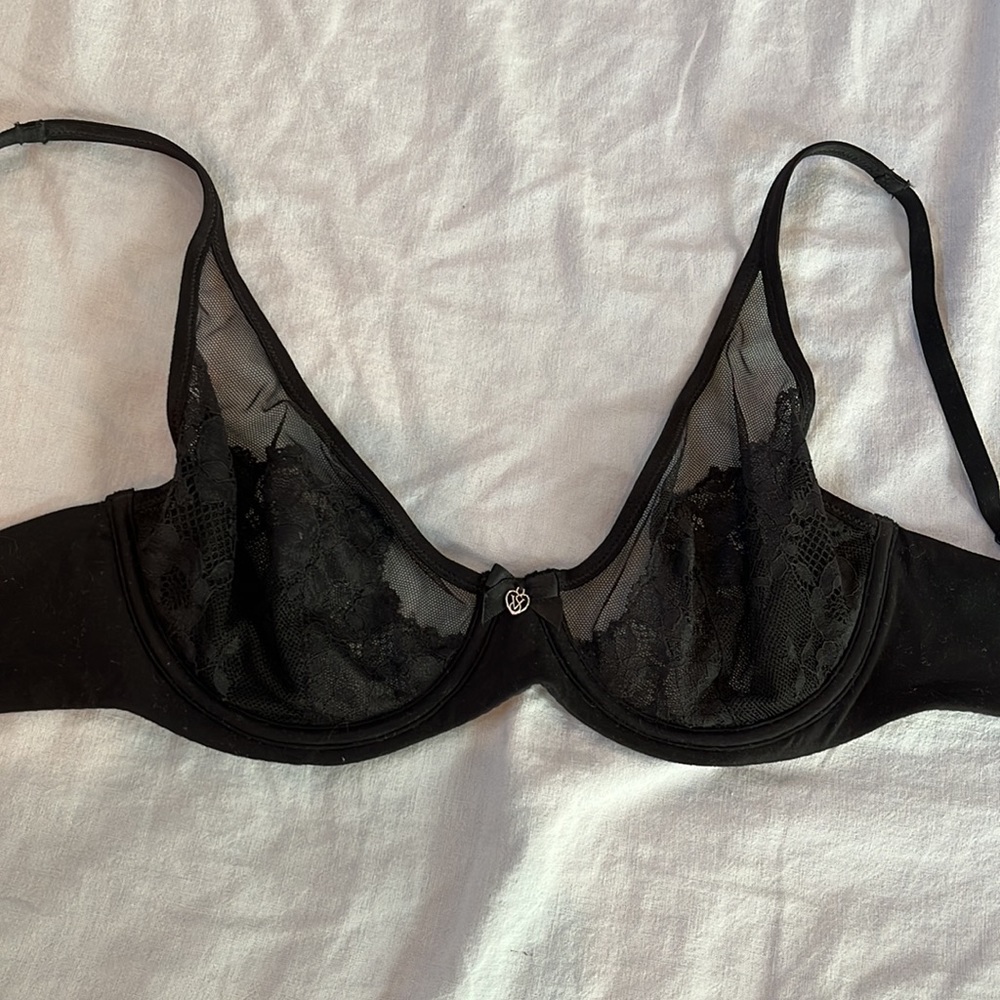 Victoria’s Secret Black body by Victoria Bra | 32D